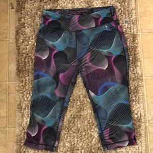 Danskin activewear Capri leggings